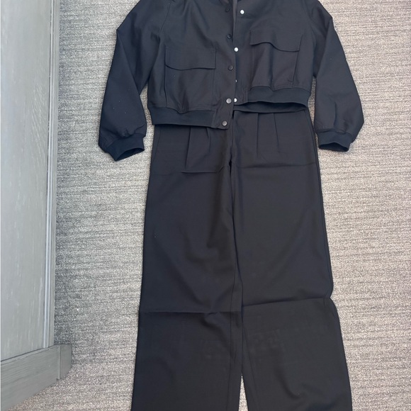 Pants - Cropped Utility Jacket & Wide-Leg Set - Black